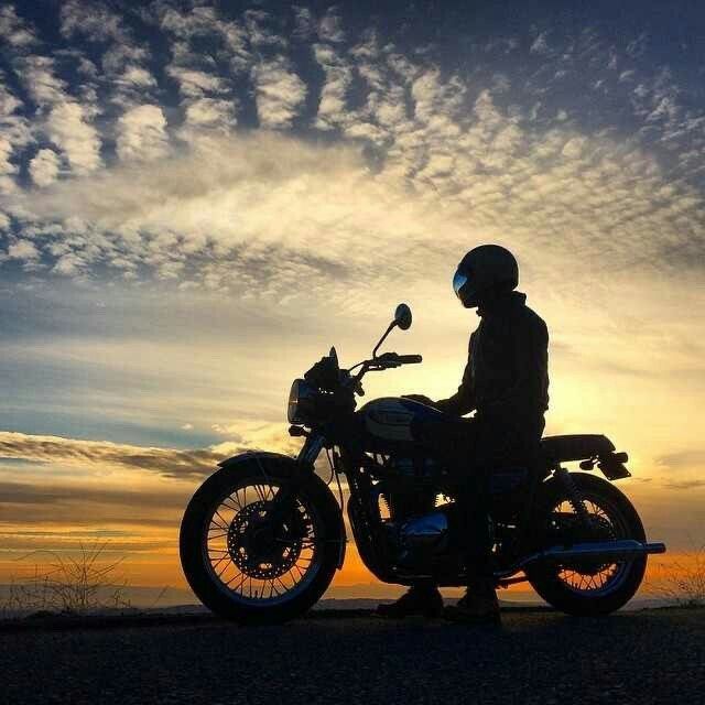 LaDakh India Motobike Tour - 9 days 8 nights