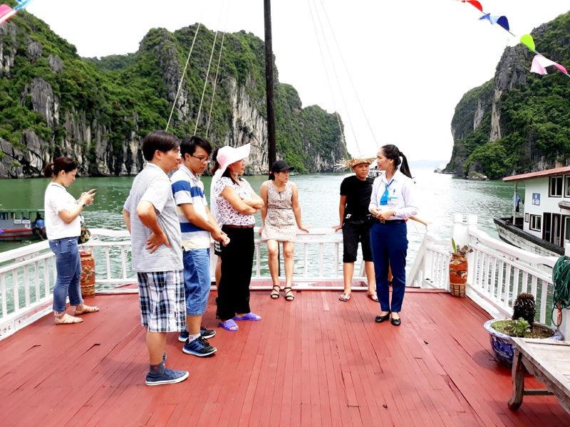 Dịch vụ cho thuê hướng dẫn viên du lịch tại Hạ Long