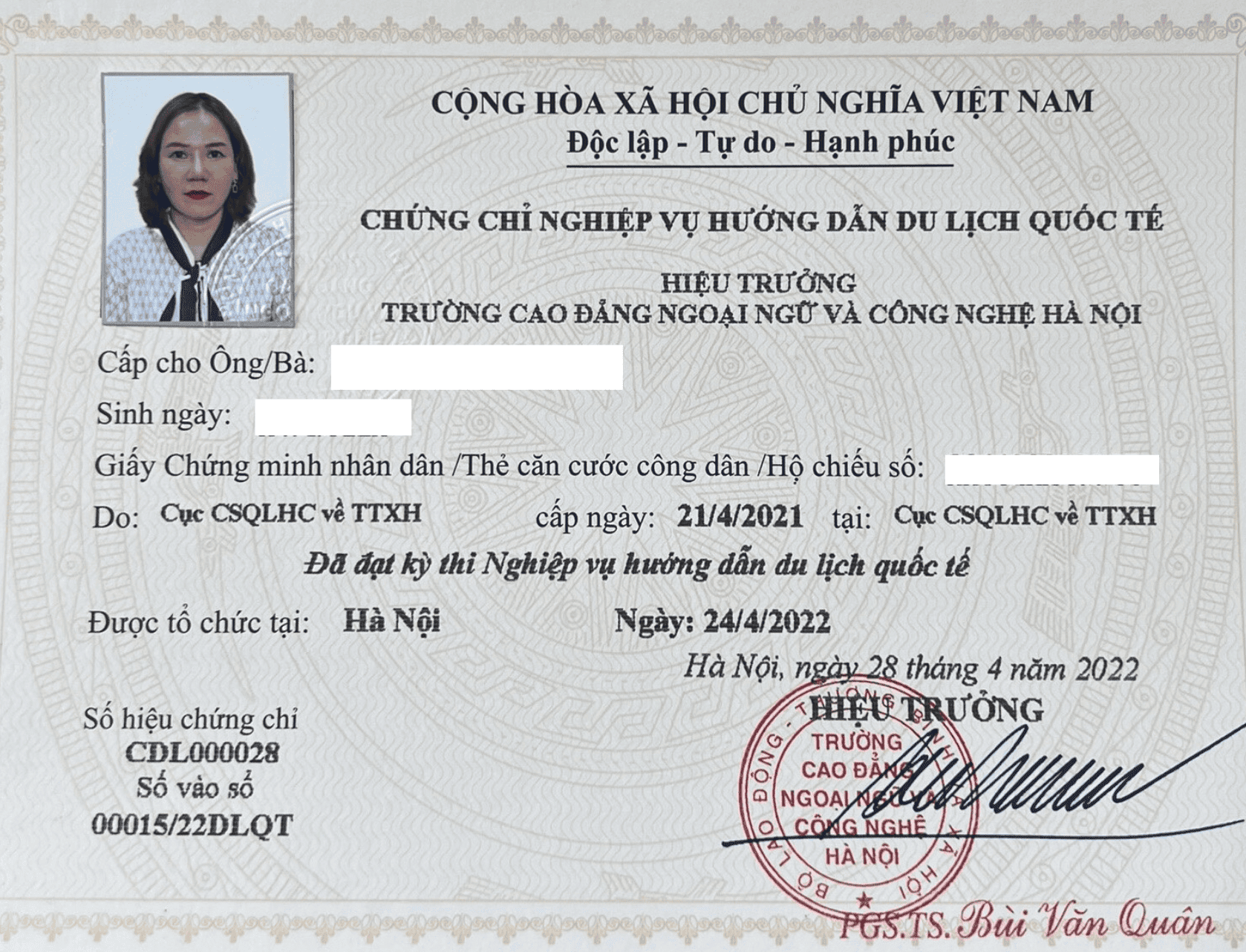 ประกาศนียบัตรมัคคุเทศก์: การเตรียมความพร้อมสู่เส้นทางอาชีพการท่องเที่ยวแบบมืออาชีพ