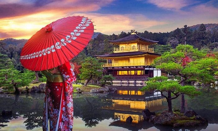 Vietnamese Tour Guide in Japan with Huongdanviendulich.vn
