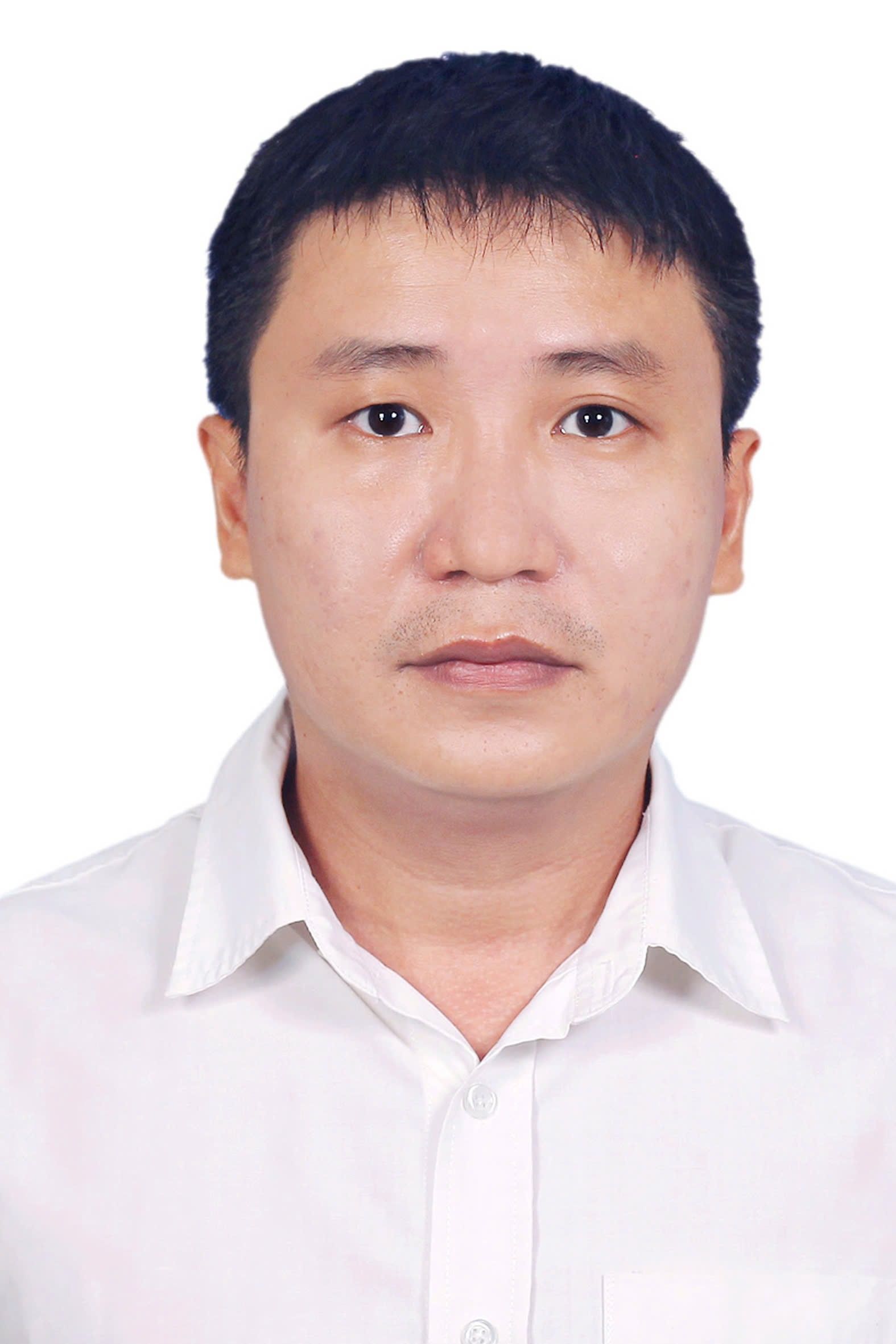 MR LAM